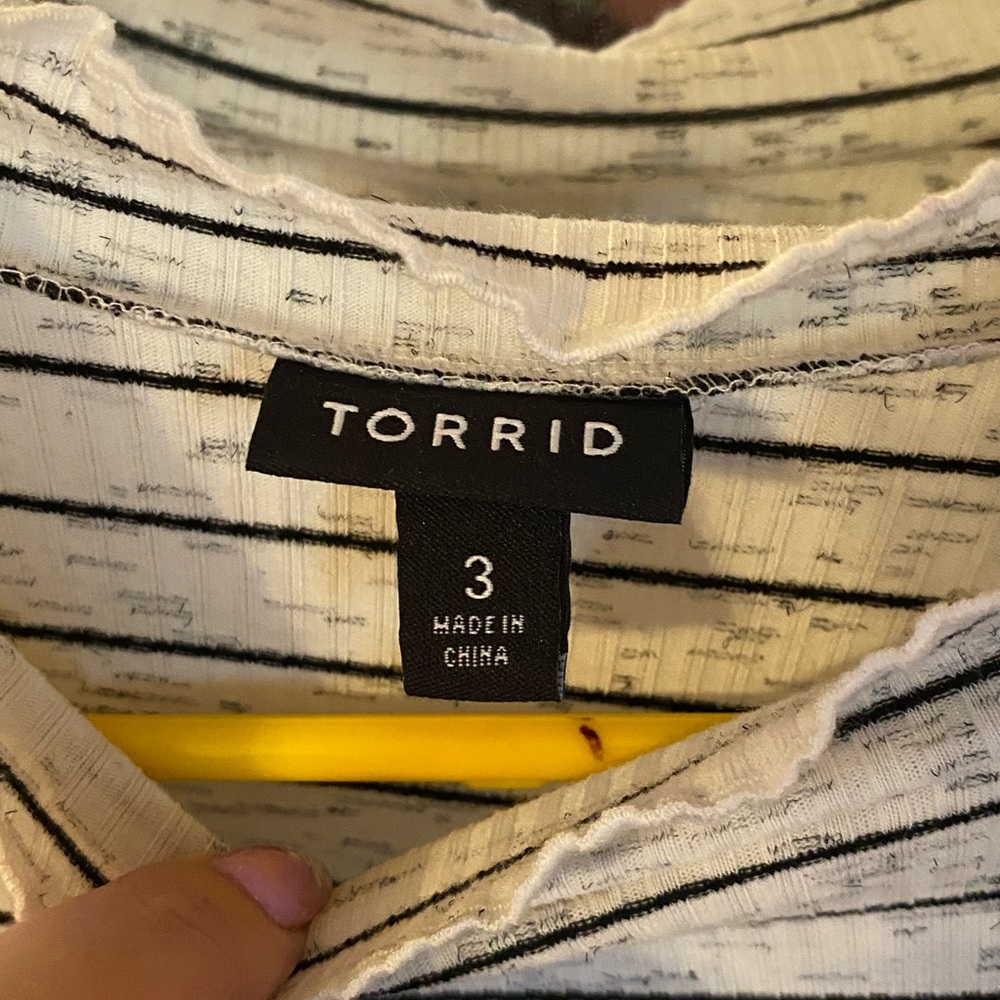 Torrid Striped Ruffle Neck Tee - Picture 5 of 6